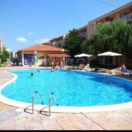 Brymonte Studio, Sunny Day 6