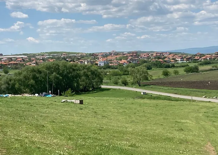 Brymonte Studio, Sunny Day 6 *